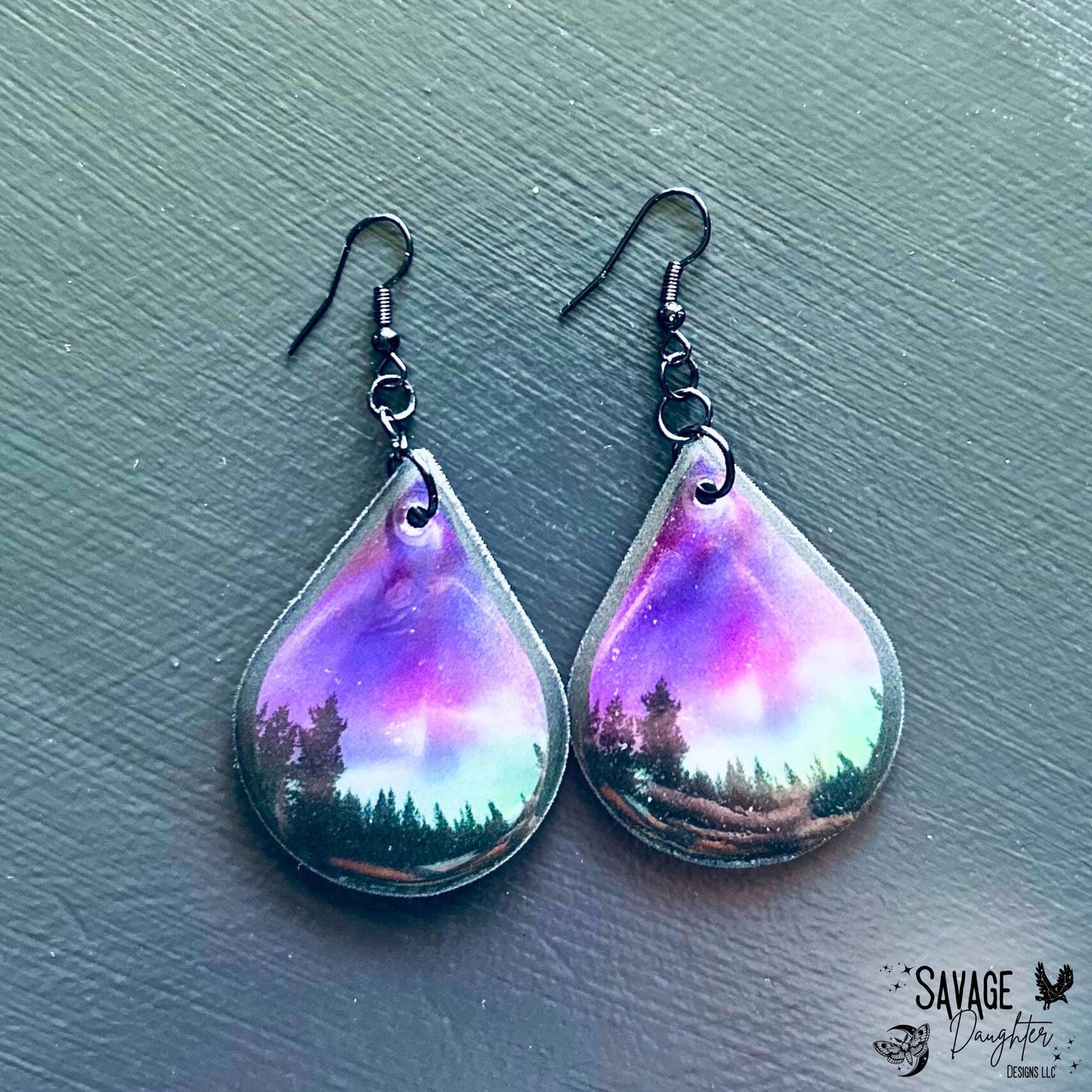 Northern Lights Resin Earrings – Teardrop Aurora Forest Dangle Jewelry